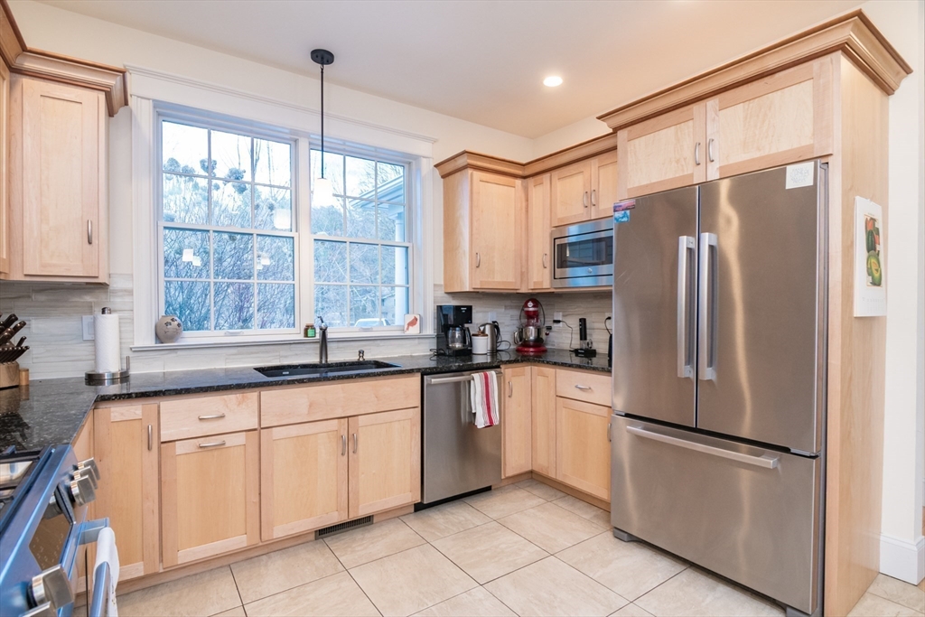 208 Pine Street, Unit 53 Amherst, MA 01002 - Photo 8 of 42