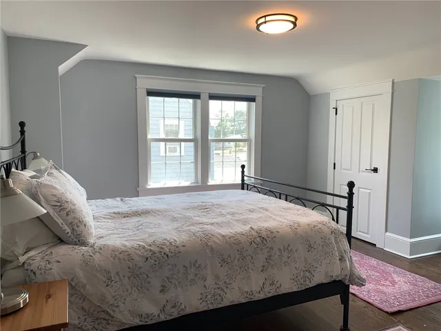 $4,500 | 86 Carroll Avenue, Newport, RI 02840