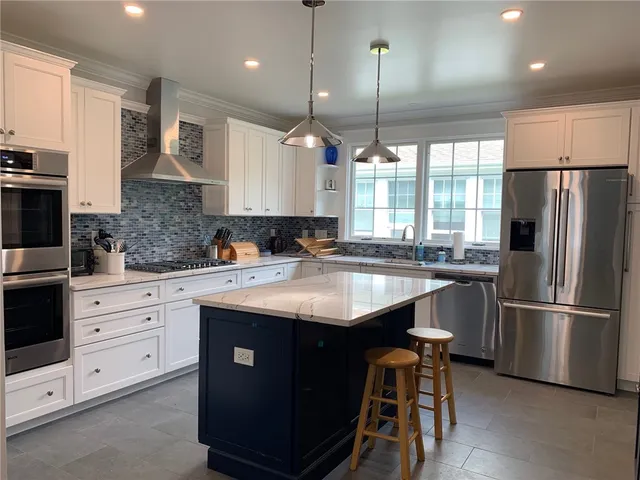 $4,500 | 86 Carroll Avenue, Newport, RI 02840