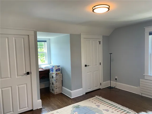 $4,500 | 86 Carroll Avenue, Newport, RI 02840