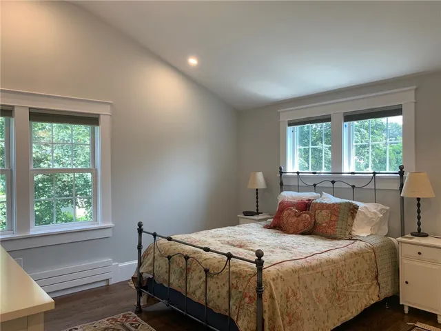 $4,500 | 86 Carroll Avenue, Newport, RI 02840