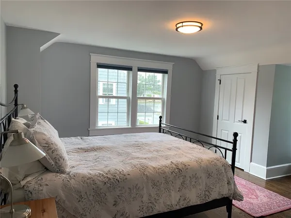 $4,500 | 86 Carroll Avenue, Newport, RI 02840