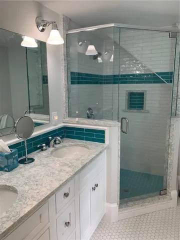 $4,500 | 86 Carroll Avenue, Newport, RI 02840