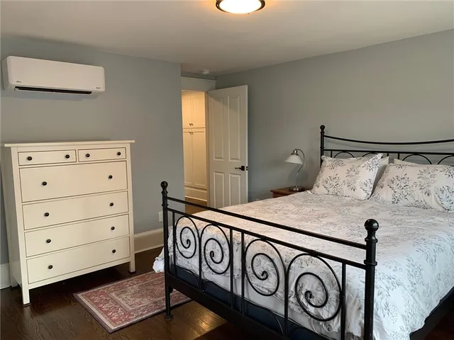 $4,500 | 86 Carroll Avenue, Newport, RI 02840