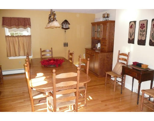 36 Little Pond Road Merrimac, MA 01860 - Photo 4 of 9