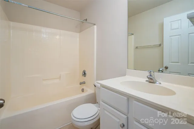 $2,395 | 11220 Cypress View Drive, Charlotte, NC 28262