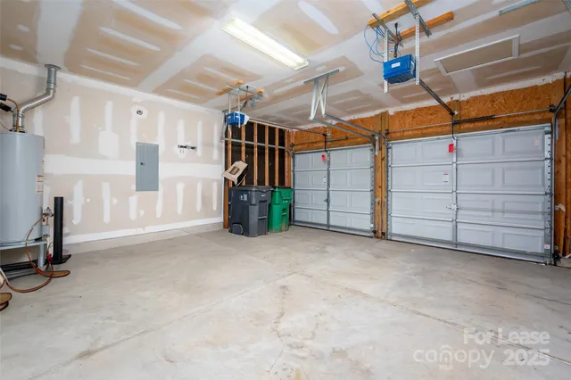 $2,395 | 11220 Cypress View Drive, Charlotte, NC 28262