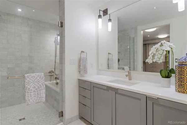 $2,750 | 1750 Wewatta Street, Unit 1307, Denver, CO 80202