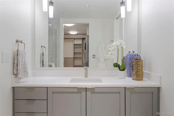 $2,750 | 1750 Wewatta Street, Unit 1307, Denver, CO 80202