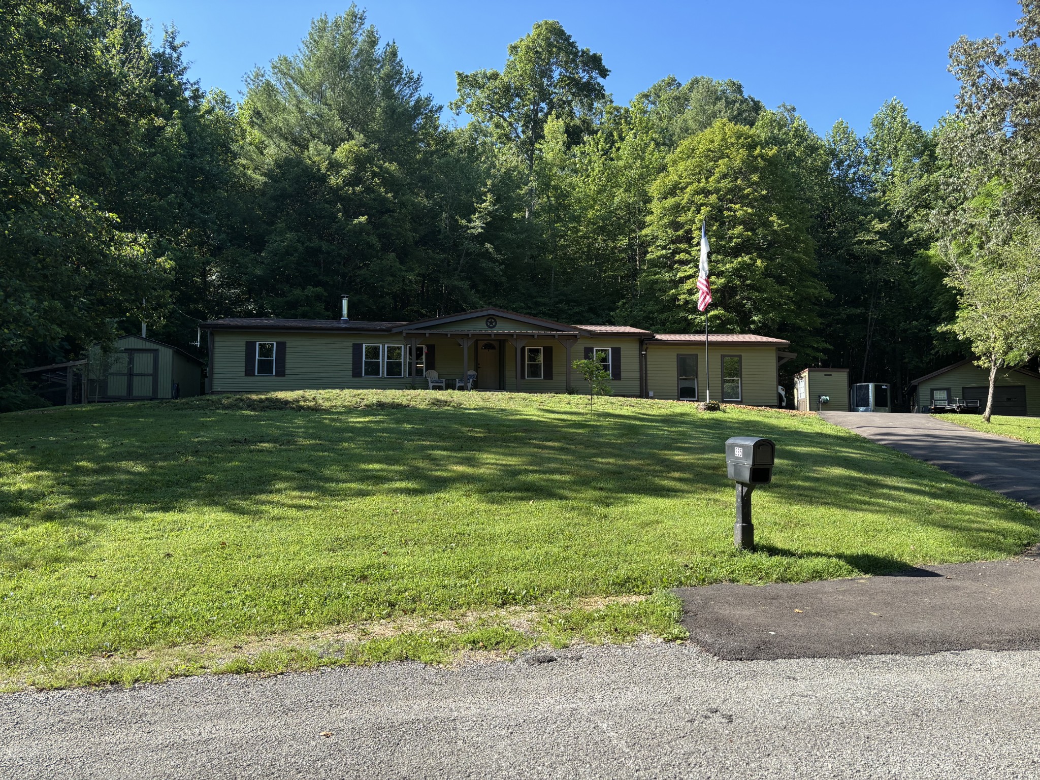 235 Morris Wheatley Road Big Sandy, TN 38221 - Photo 3 of 34 Gallery Image 3