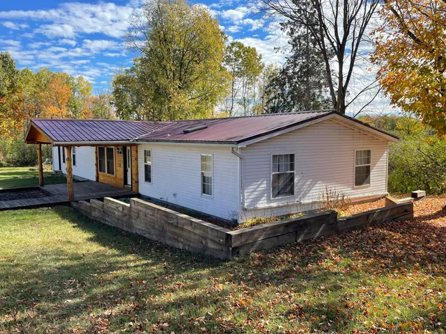 $250,000 | 19396 70th Avenue, Marion, MI 49665