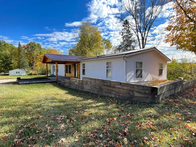 $250,000 | 19396 70th Avenue, Marion, MI 49665