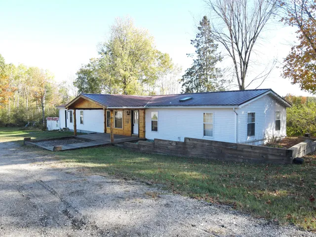 $250,000 | 19396 70th Avenue, Marion, MI 49665