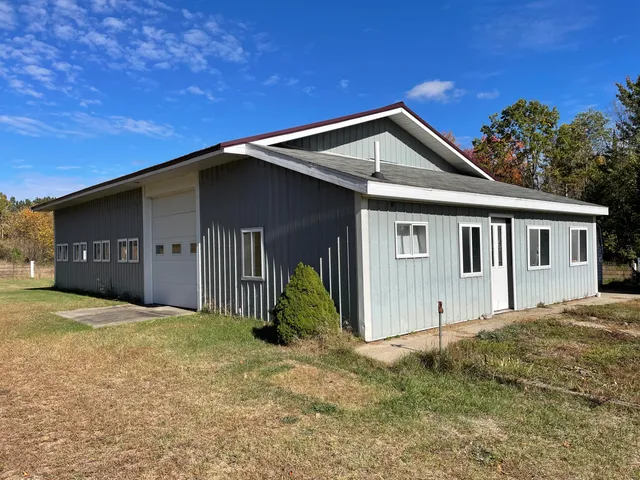 $250,000 | 19396 70th Avenue, Marion, MI 49665