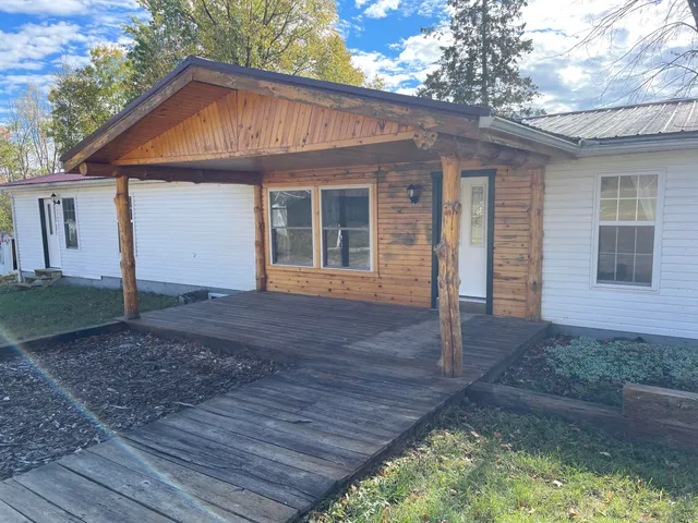 $250,000 | 19396 70th Avenue, Marion, MI 49665