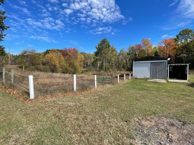 $250,000 | 19396 70th Avenue, Marion, MI 49665