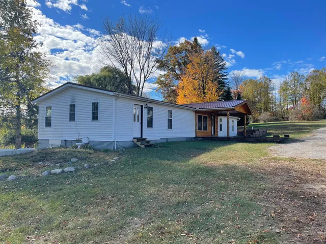 $250,000 | 19396 70th Avenue, Marion, MI 49665