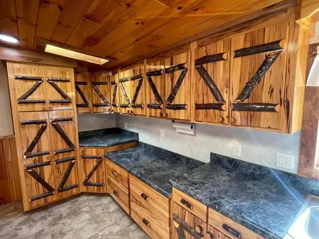 $250,000 | 19396 70th Avenue, Marion, MI 49665