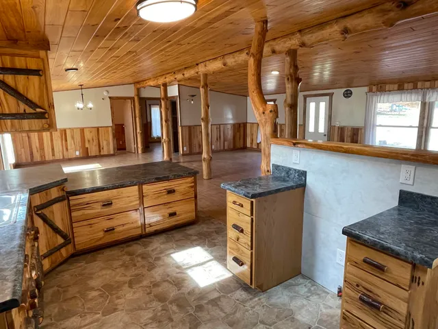 $250,000 | 19396 70th Avenue, Marion, MI 49665