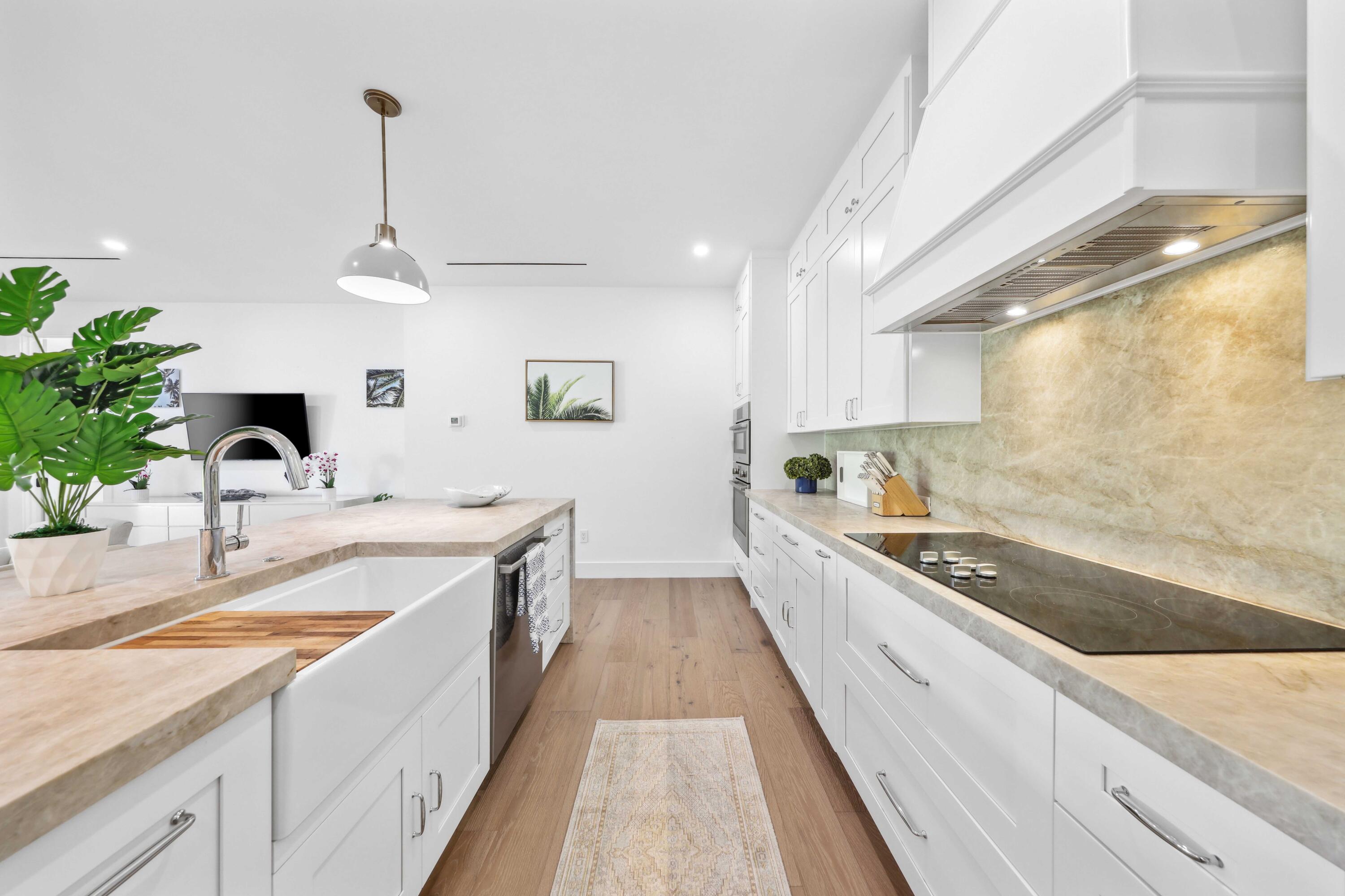 330 Laurie Road West Palm Beach, FL 33405 - Photo 18 of 46 KITCHEN