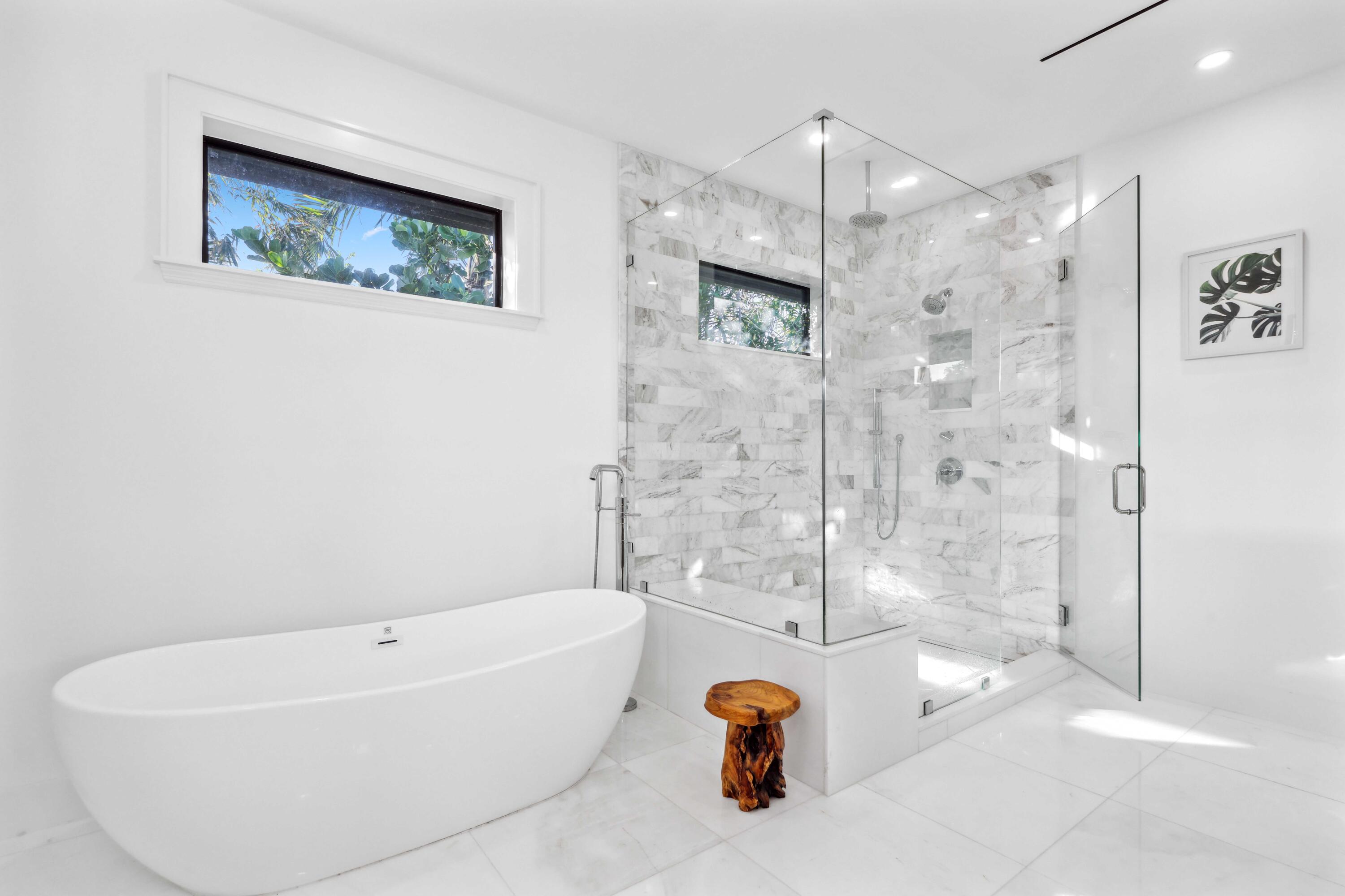 330 Laurie Road West Palm Beach, FL 33405 - Photo 23 of 46 MASTER BATHROOM