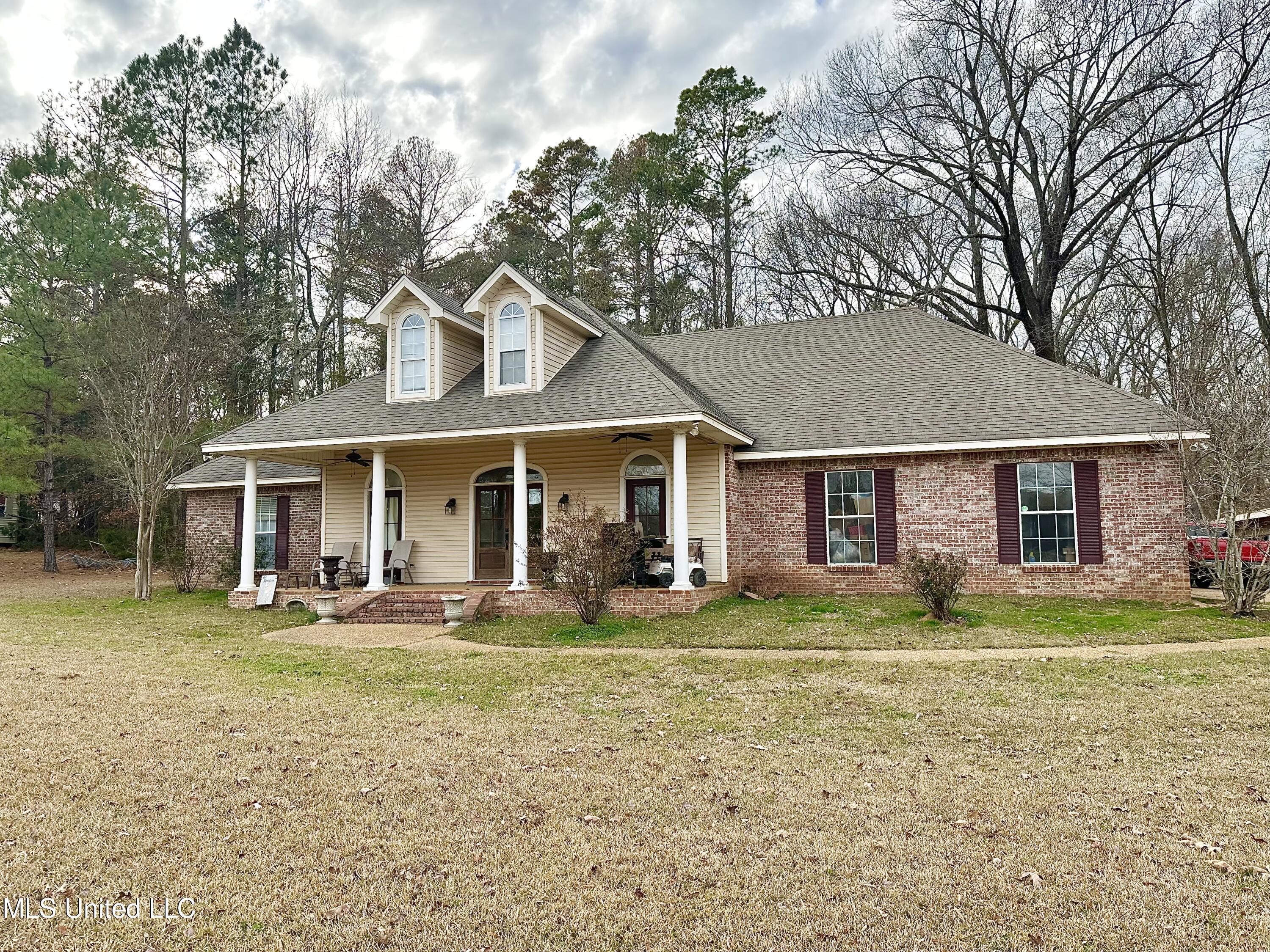 3242 Star Road Florence, MS 39073 - Photo 2 of 32 IMG_0193