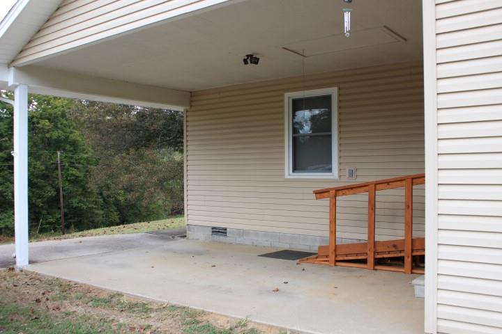 510 Rorie Hollow Road Indian Mound, TN 37079 - Photo 4 of 19 Gallery Image 4