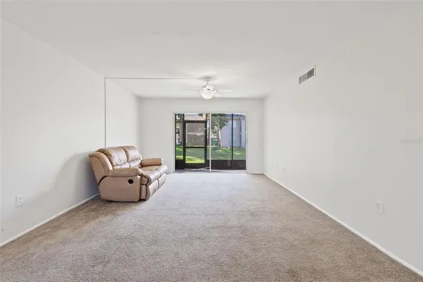 $1,850 | 8601 Huron Court, Unit 44, Tampa, FL 33614