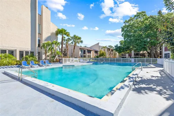 $1,850 | 8601 Huron Court, Unit 44, Tampa, FL 33614