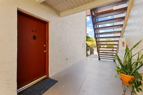 $1,850 | 8601 Huron Court, Unit 44, Tampa, FL 33614