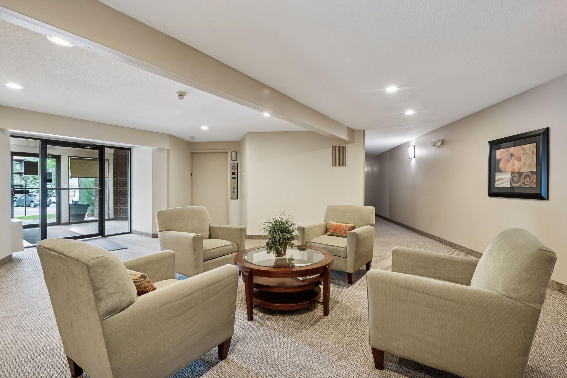 7501 West 101st Street, Unit 310 Bloomington, MN 55438 - Photo 3 of 35