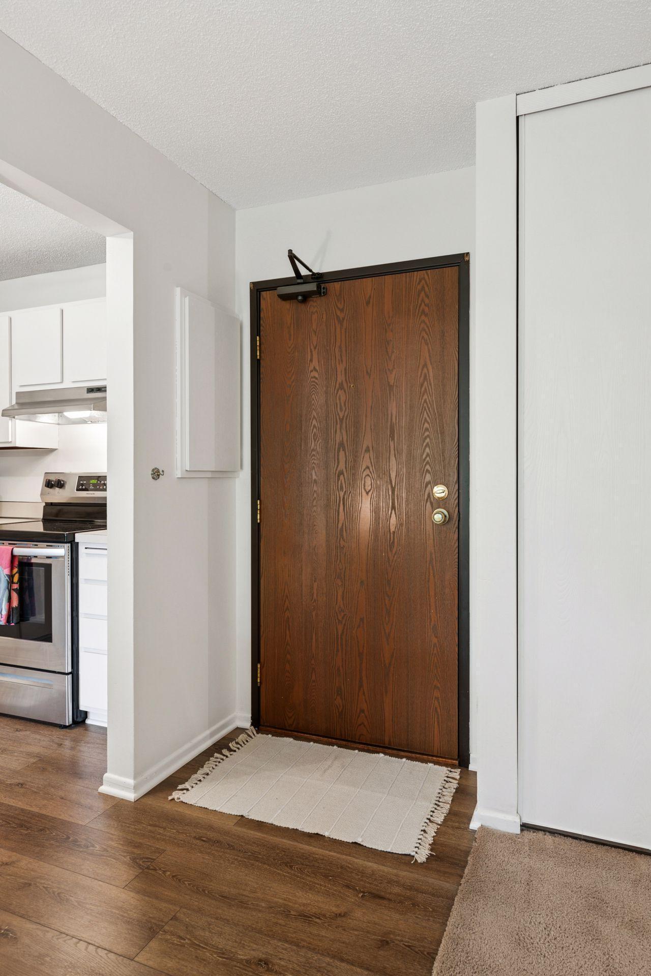 7501 West 101st Street, Unit 310 Bloomington, MN 55438 - Photo 5 of 35