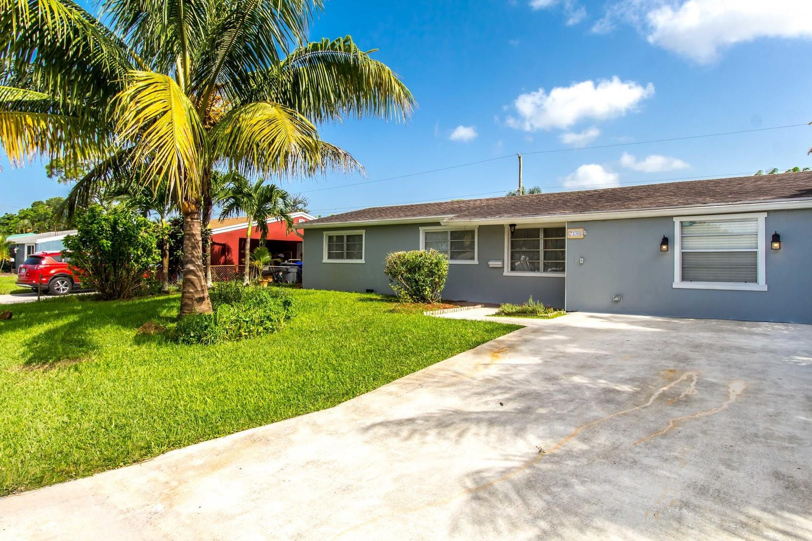 7150 Raleigh Street Hollywood, FL 33024 - Photo 2 of 36 Photo 2