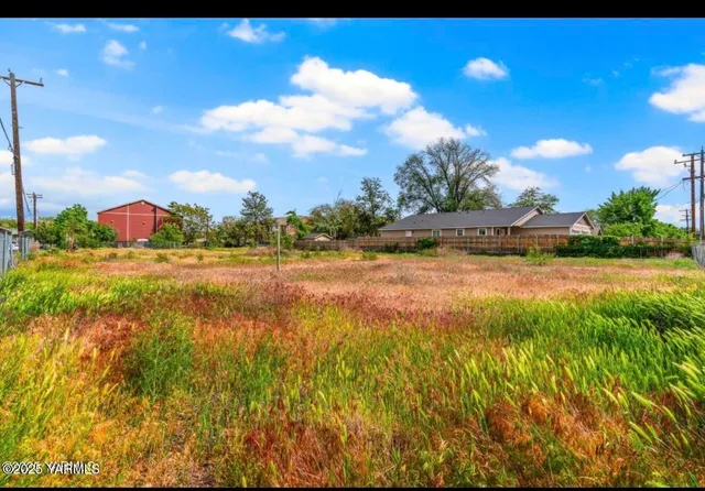 $205,000 | 1506 East Beech Street, Yakima, WA 98901