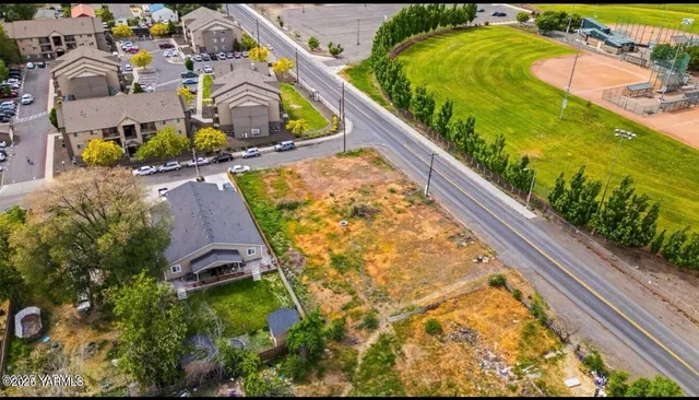 $205,000 | 1506 East Beech Street, Yakima, WA 98901