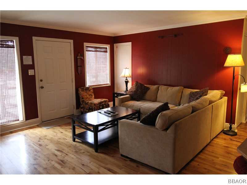 535 Highland Road Big Bear Lake, CA 92315 - Photo 3 of 15 a living room with furniture and a window