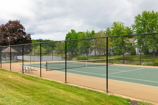 $495,000 | 4 Pond Drive West, Rhinebeck, NY 12572
