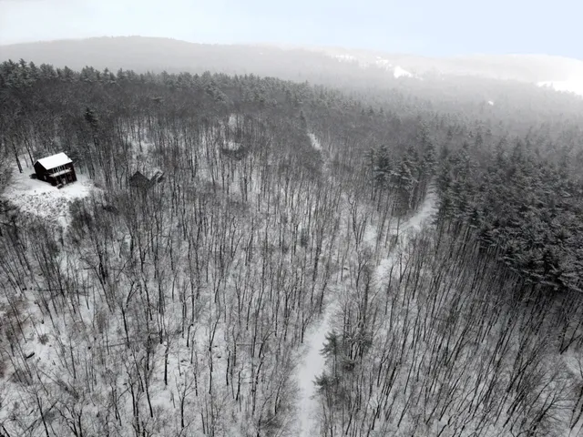 $39,900 | 22 West Bergamo Road, Madison, NH 03849