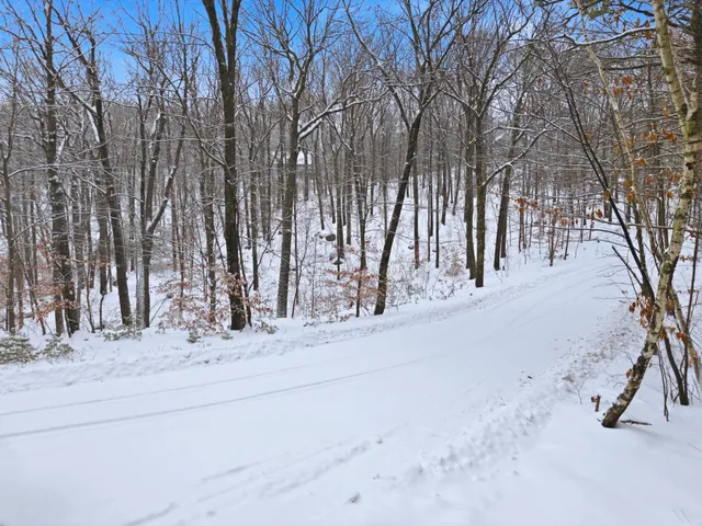 $39,900 | 22 West Bergamo Road, Madison, NH 03849