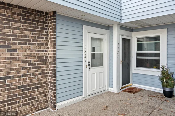 $214,900 | 5329 Highpointe Terrace, Bloomington, MN 55437