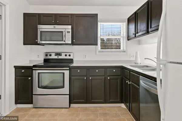 $214,900 | 5329 Highpointe Terrace, Bloomington, MN 55437