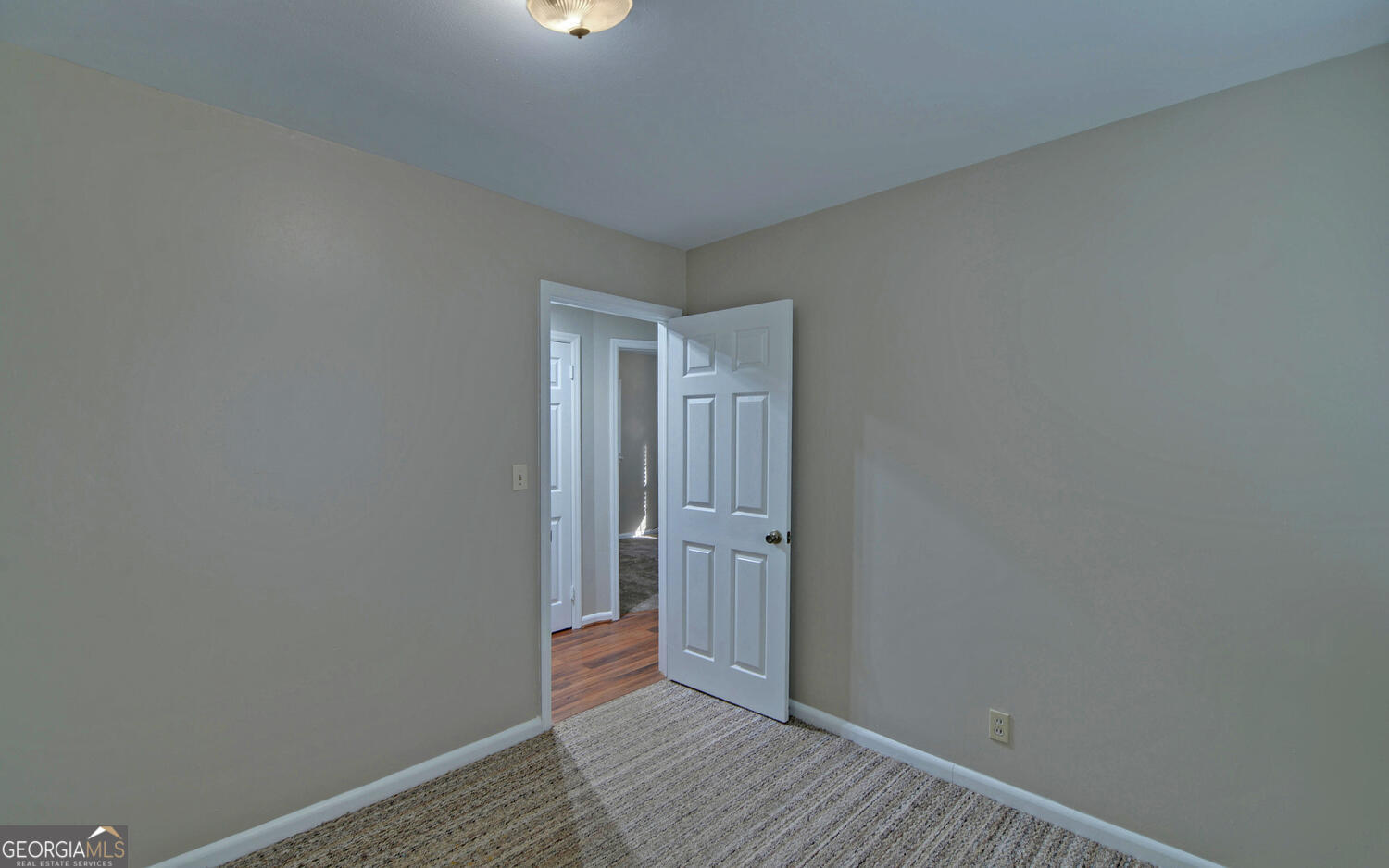 297 East Leatherwood Road Toccoa, GA 30577 - Photo 30 of 37 a view of an empty room