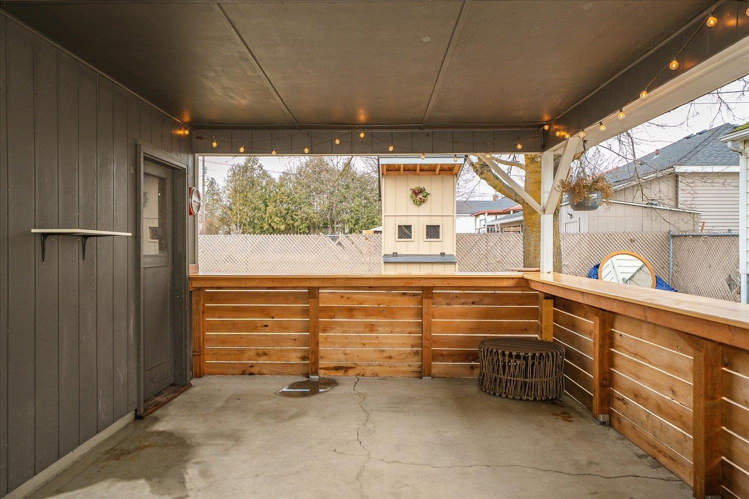 2307 West Rowan Avenue Spokane, WA 99205 - Photo 13 of 21