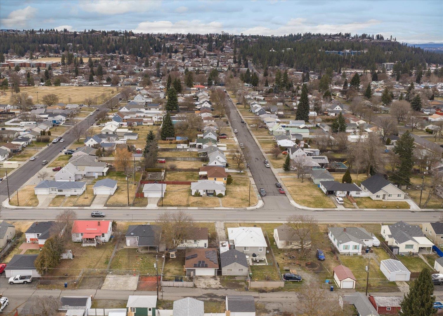 2307 West Rowan Avenue Spokane, WA 99205 - Photo 18 of 21