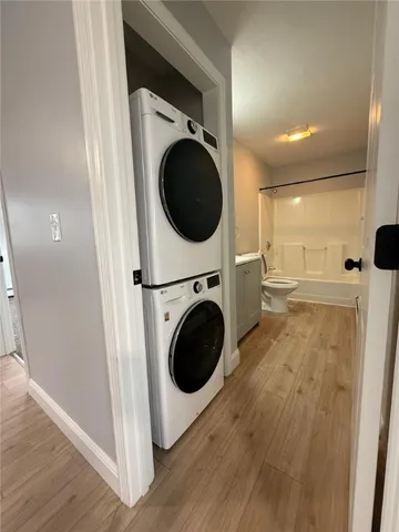 $2,075 | 61 Esten Avenue, Pawtucket, RI 02860