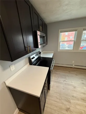 $2,075 | 61 Esten Avenue, Pawtucket, RI 02860