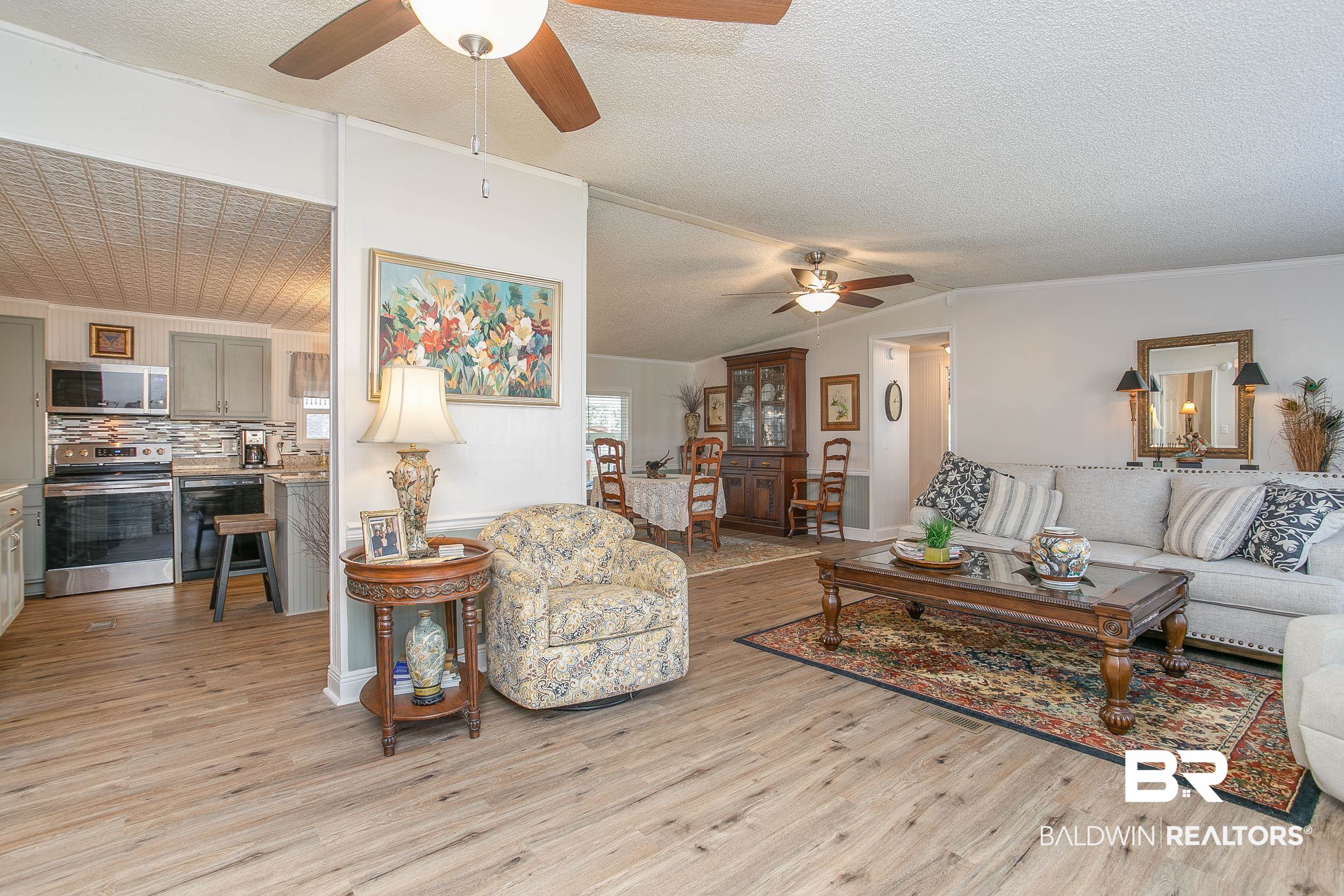 1652 Del Rey Drive Lillian, AL 36549 - Photo 16 of 50 Living Room