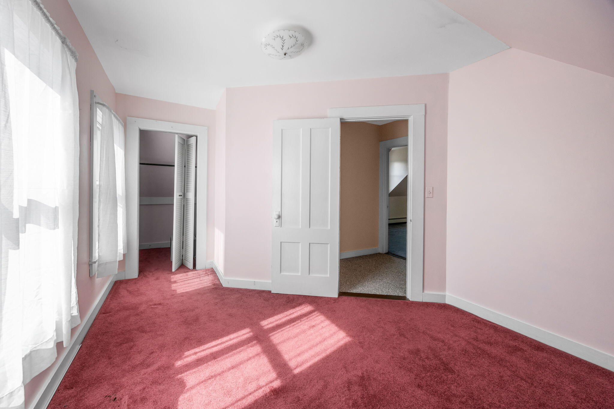 9 Harrison Avenue Buzzards Bay, MA 02532 - Photo 31 of 47 a view of a big room with closet and a bathroom