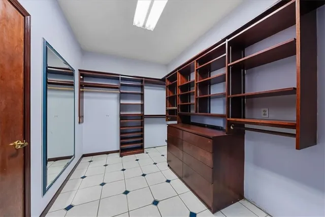 $599,000 | 1573 North 1100th Road, Lawrence, KS 66046