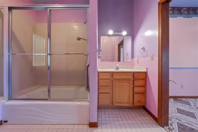 $599,000 | 1573 North 1100th Road, Lawrence, KS 66046